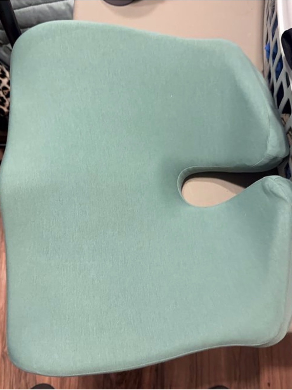 Ergonomic seat cushion